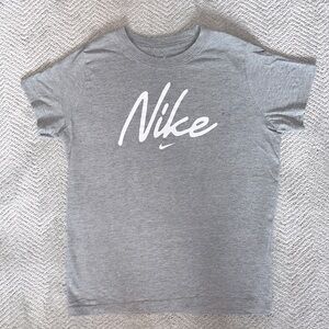 Nike Girl's T-Shirt (size L)